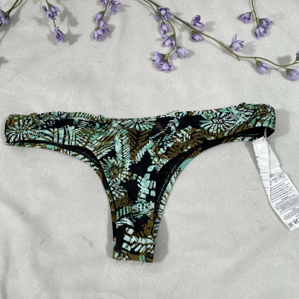 New Volcom [Size Xs ] Running Spirit Tiny Bikini … - image 4